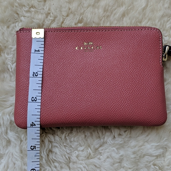 Coach wristlet - Picture 5 of 5